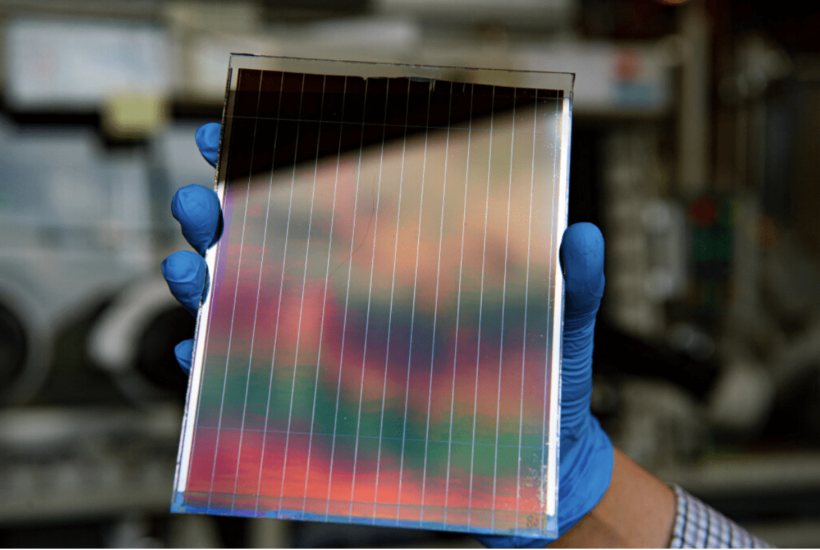 Image credit: Renewable Energy World. Perovskite solar cells KellyOnTech