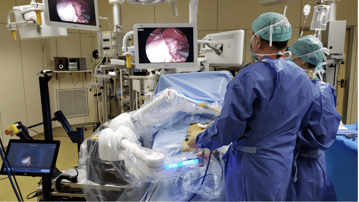Image source: Medical Device Network. Moon Surgical Maestro surgical robotic system KellyOnTech